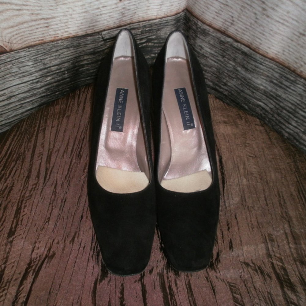 ANNE KLEIN Suede Leather Pumps Sz 8 N